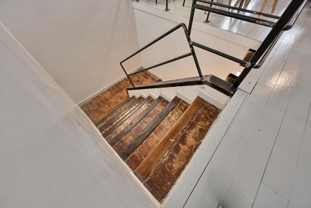 Appartement La Bulle - Parking Gratuit En Souterrain - 2 Mins Du Palais Des Papes - Clim Ac - Wifi